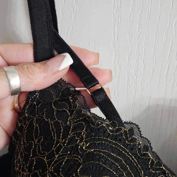 Torrid Black And Gold Bra Size 42B. 2046 - Picture 5 of 5